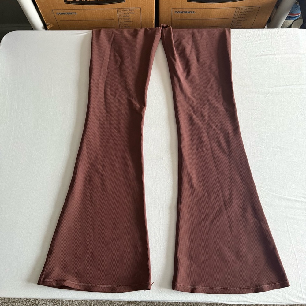 Wilo‎ The Label Flare Leg Jumpsuit Ribbed Athleisure Yoga Pilates Dance Sz M - Picture 8 of 16